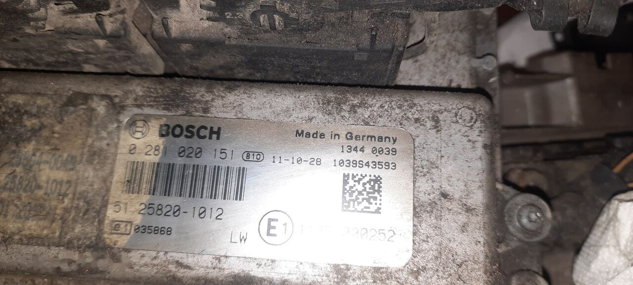 MAN BOSCH 0281001521. 0261200173 \ 020600009 1730575 MAN - ECU for Bus: picture 2 MAN BOSCH 0281001521. 0261200173 \ 020600009 1730575 MAN - ECU for Bus: picture 2