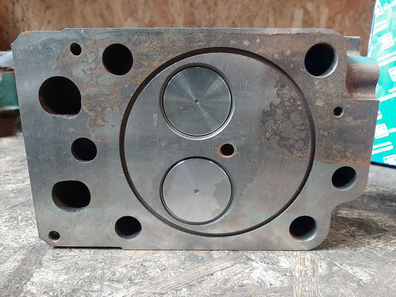 Volvo 8113069 - Cylinder block: picture 2 Volvo 8113069 - Cylinder block: picture 2