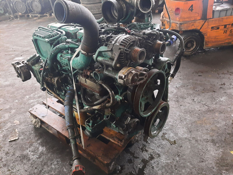 Volvo D7C-310 EC99 - Engine: picture 4 Volvo D7C-310 EC99 - Engine: picture 4