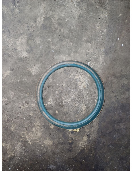 Volvo - Wheel hub: picture 2 Volvo - Wheel hub: picture 2