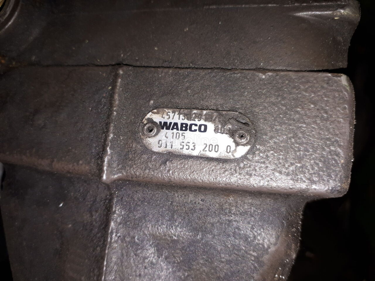 Volvo LP4905 /. LP4992 -B12 .Mersedes Volvo Mersedes 405 - Air brake compressor for Bus: picture 5 Volvo LP4905 /. LP4992 -B12 .Mersedes Volvo Mersedes 405 - Air brake compressor for Bus: picture 5
