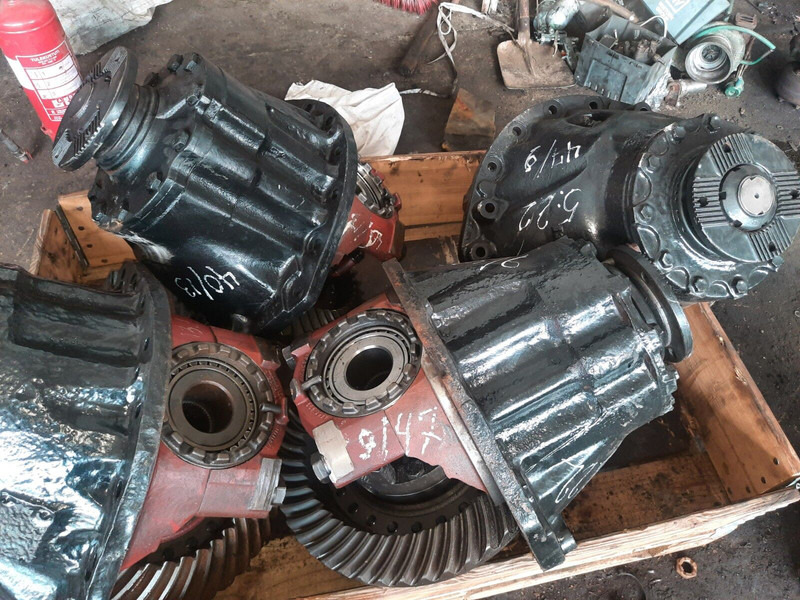 Volvo S91\PP .R9S . A-132 .RSS-1228B . RS1228SV. RS-1228C. RSS1344C. E - Differential gear: picture 1 Volvo S91\PP .R9S . A-132 .RSS-1228B . RS1228SV. RS-1228C. RSS1344C. E - Differential gear: picture 1