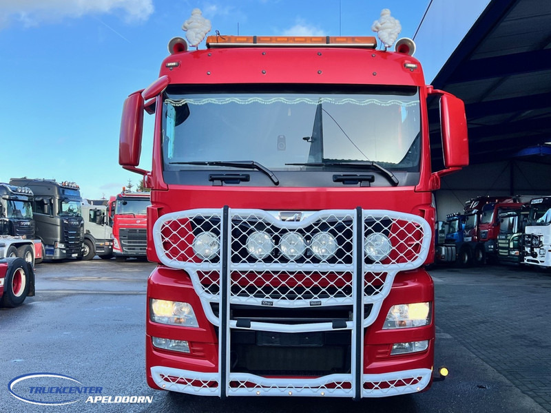 MAN TGX 35.500 8x4, Joab, Bullbar, Custom interieur - Hook lift truck: picture 2 MAN TGX 35.500 8x4, Joab, Bullbar, Custom interieur - Hook lift truck: picture 2