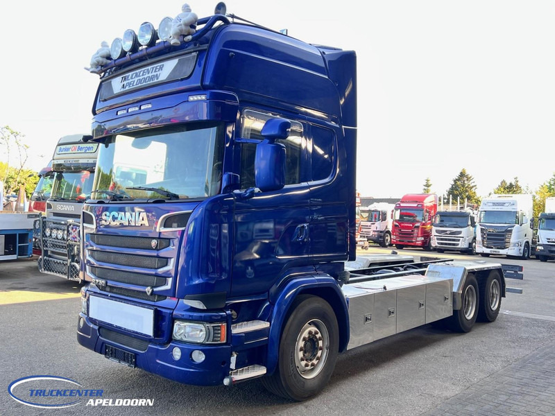 Scania R730 V8 6x4, Retarder, Clutch! PTO - Cab chassis truck: picture 3 Scania R730 V8 6x4, Retarder, Clutch! PTO - Cab chassis truck: picture 3