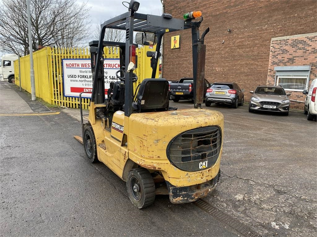 CAT DP25K  - Diesel forklift: picture 3 CAT DP25K  - Diesel forklift: picture 3