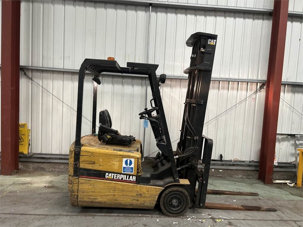 CAT EP16KT  - Electric forklift: picture 5 CAT EP16KT  - Electric forklift: picture 5
