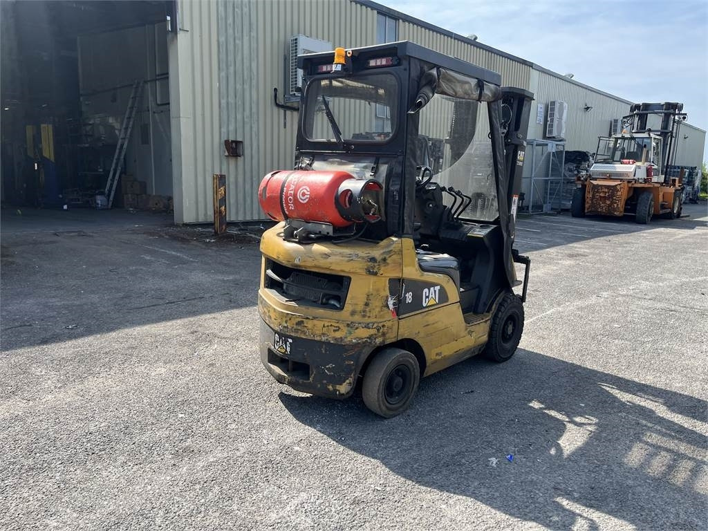 CAT GP18NT - LPG forklift: picture 4 CAT GP18NT - LPG forklift: picture 4