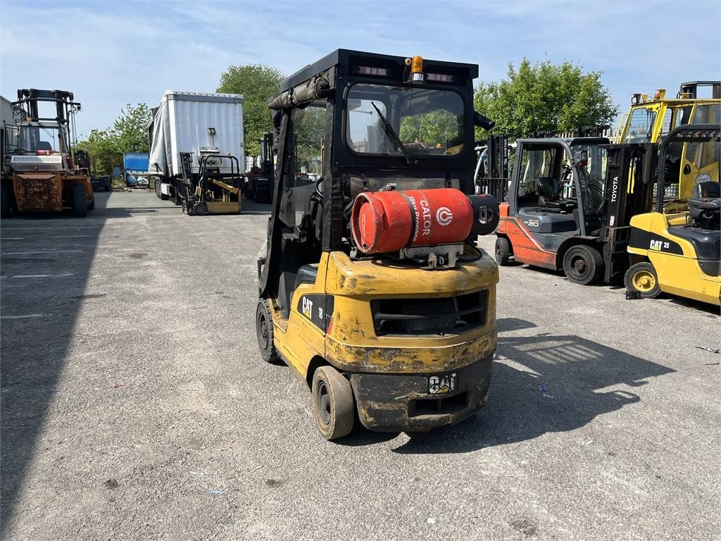 CAT GP18NT - LPG forklift: picture 3 CAT GP18NT - LPG forklift: picture 3