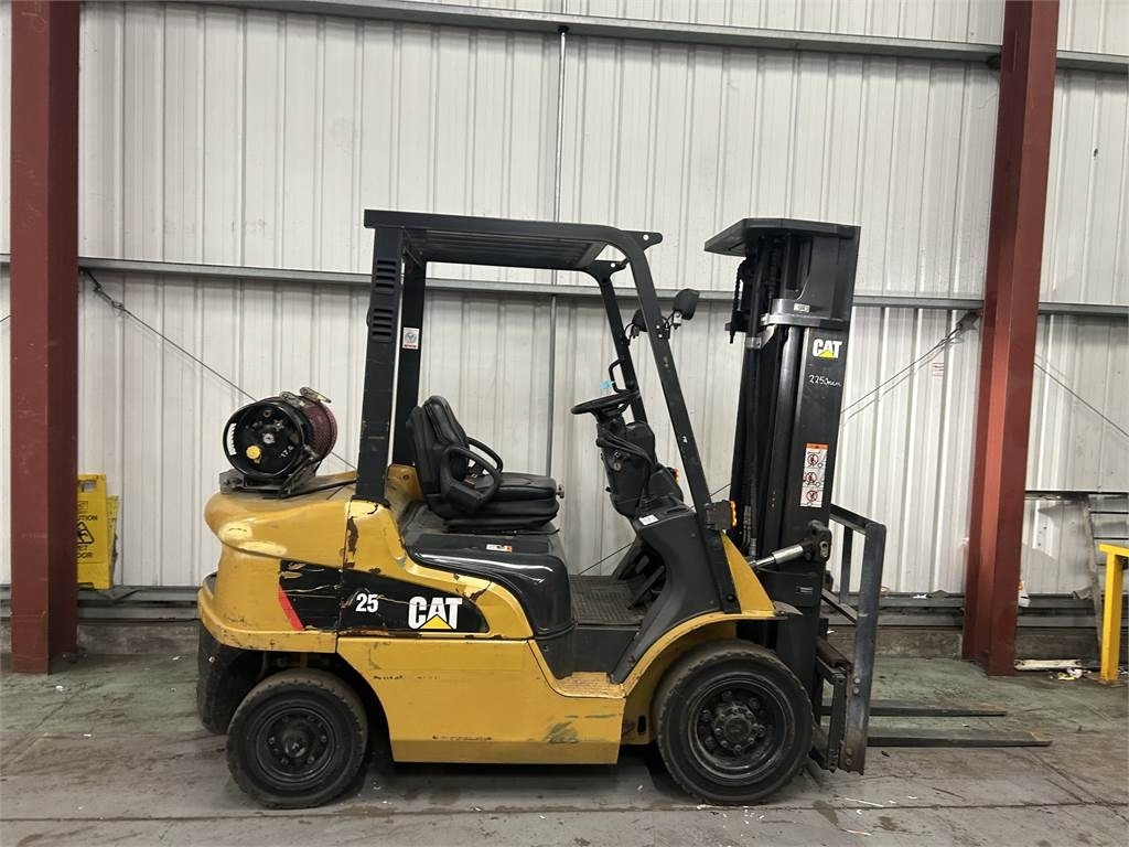 CAT GP25NT - LPG forklift: picture 5 CAT GP25NT - LPG forklift: picture 5