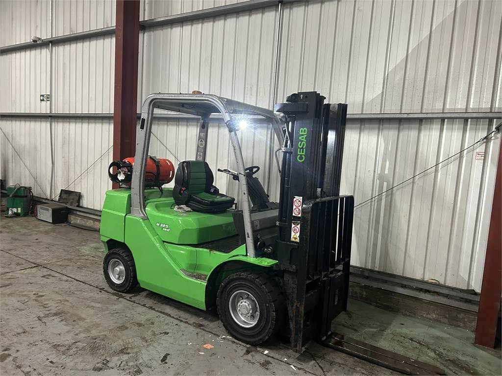 Cesab M325G - LPG forklift: picture 4 Cesab M325G - LPG forklift: picture 4
