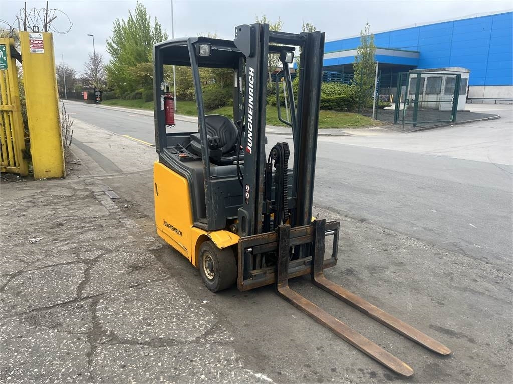 Jungheinrich EFG215 - Electric forklift: picture 3 Jungheinrich EFG215 - Electric forklift: picture 3