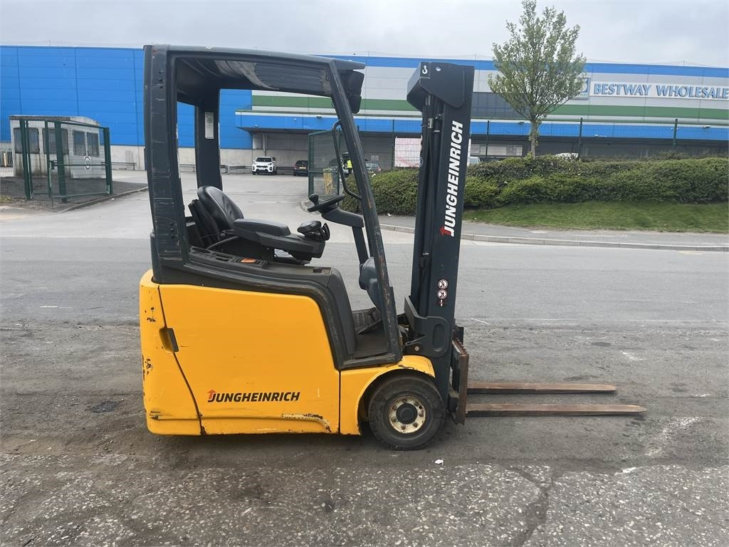 Jungheinrich EFG215 - Electric forklift: picture 4 Jungheinrich EFG215 - Electric forklift: picture 4