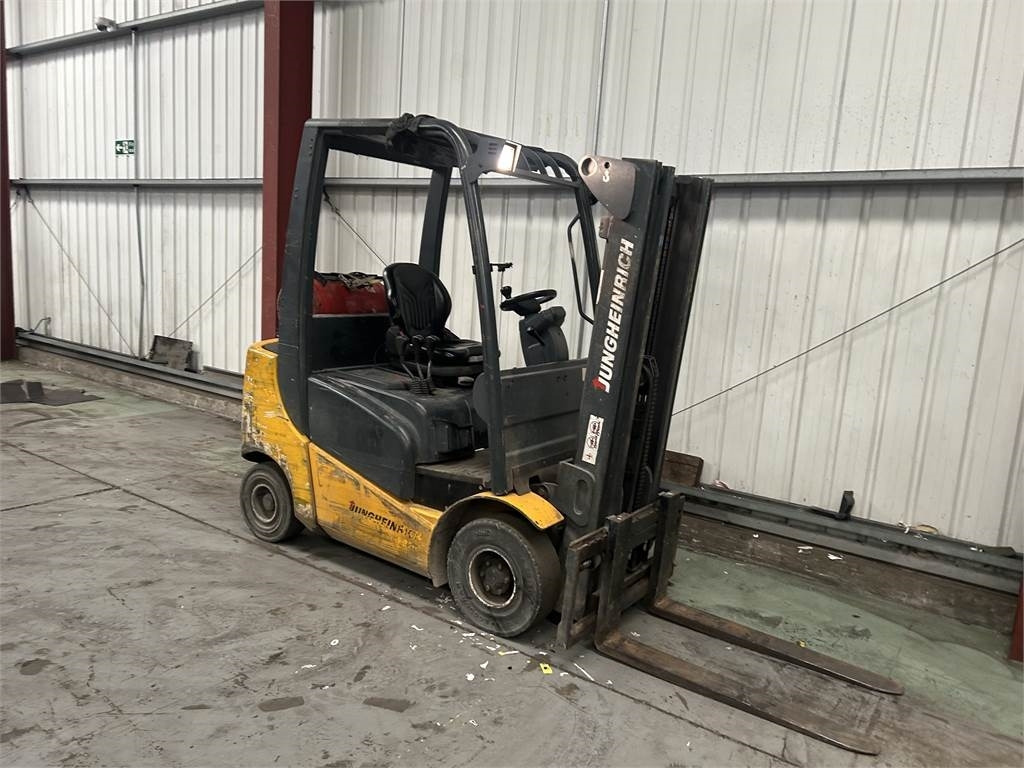 Jungheinrich TFG320 - LPG forklift: picture 4 Jungheinrich TFG320 - LPG forklift: picture 4
