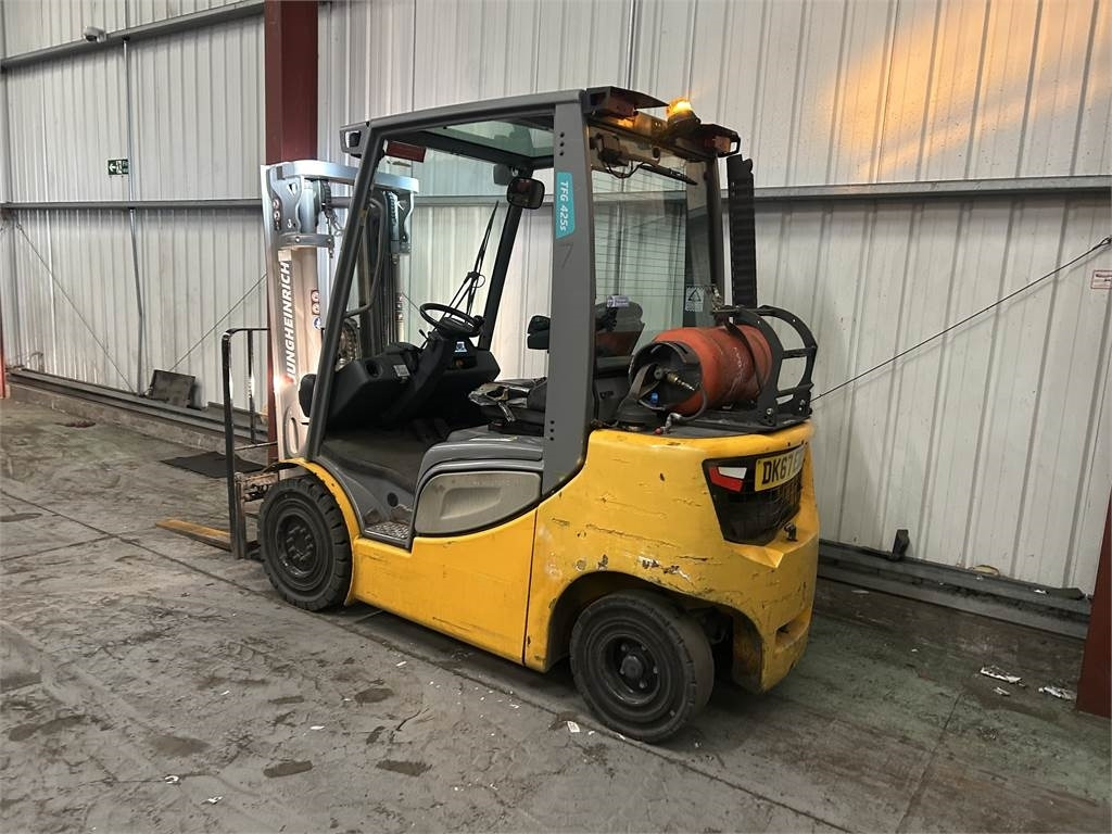 Jungheinrich TFG425S - LPG forklift: picture 3 Jungheinrich TFG425S - LPG forklift: picture 3
