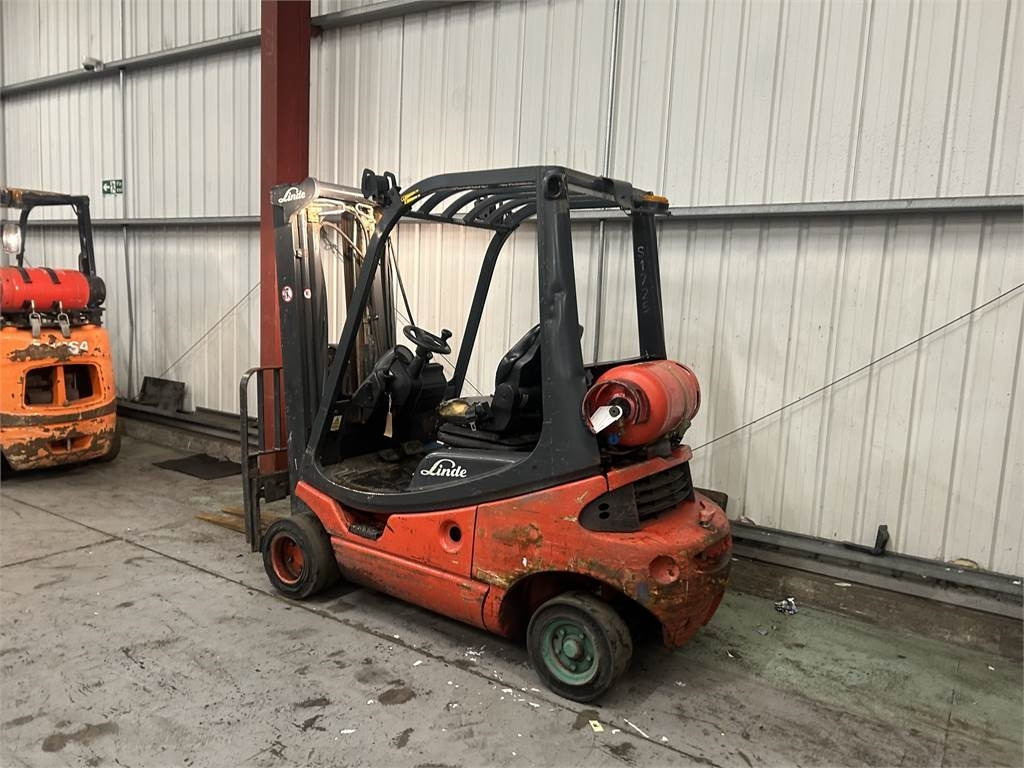 Linde H20T-03 - LPG forklift: picture 3 Linde H20T-03 - LPG forklift: picture 3
