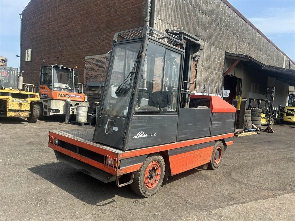 Linde S40 - Side loader: picture 2 Linde S40 - Side loader: picture 2