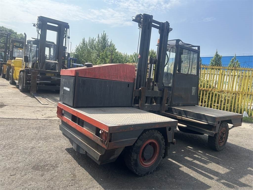 Linde S40 - Side loader: picture 4 Linde S40 - Side loader: picture 4