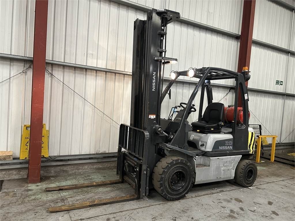 Nissan U1D2A20LQ - LPG forklift: picture 2 Nissan U1D2A20LQ - LPG forklift: picture 2