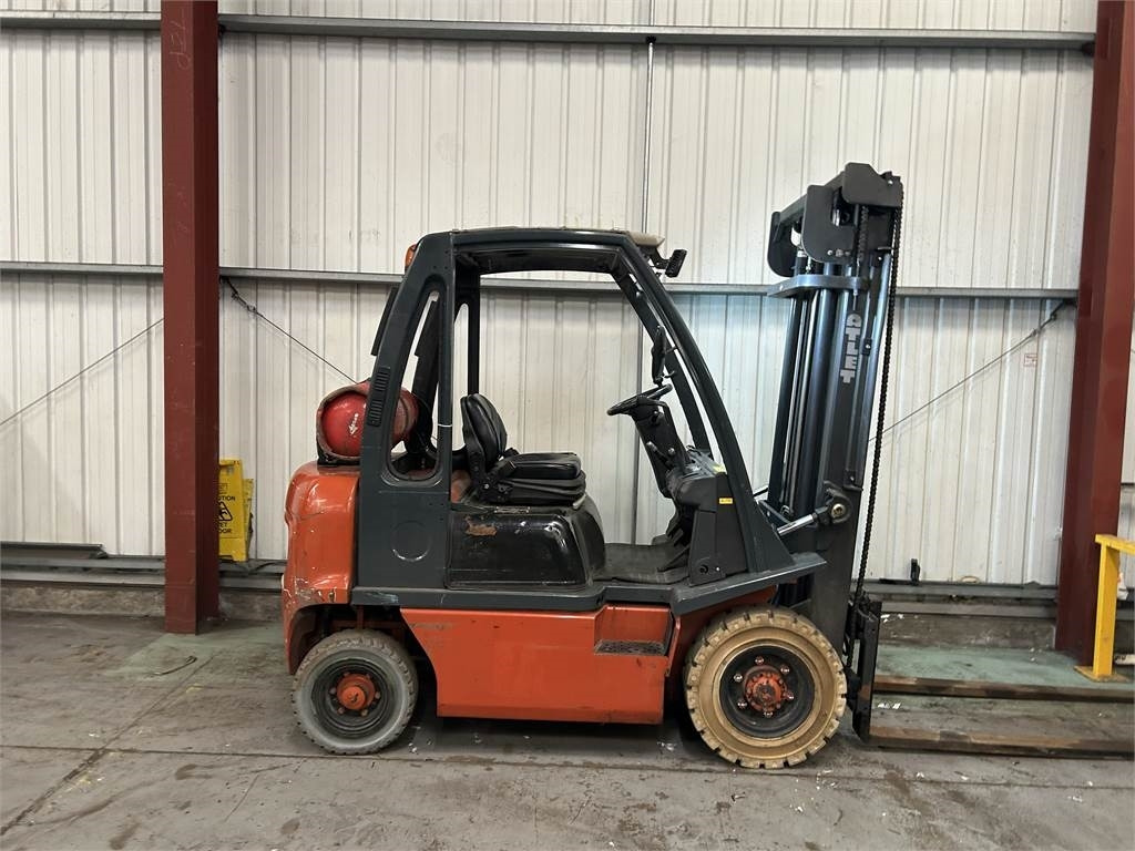 Nissan UD02A20PQ - LPG forklift: picture 5 Nissan UD02A20PQ - LPG forklift: picture 5