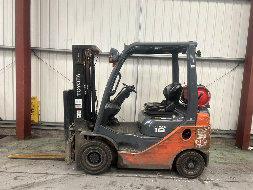 Toyota 02-8FGF18 - LPG forklift: picture 1 Toyota 02-8FGF18 - LPG forklift: picture 1