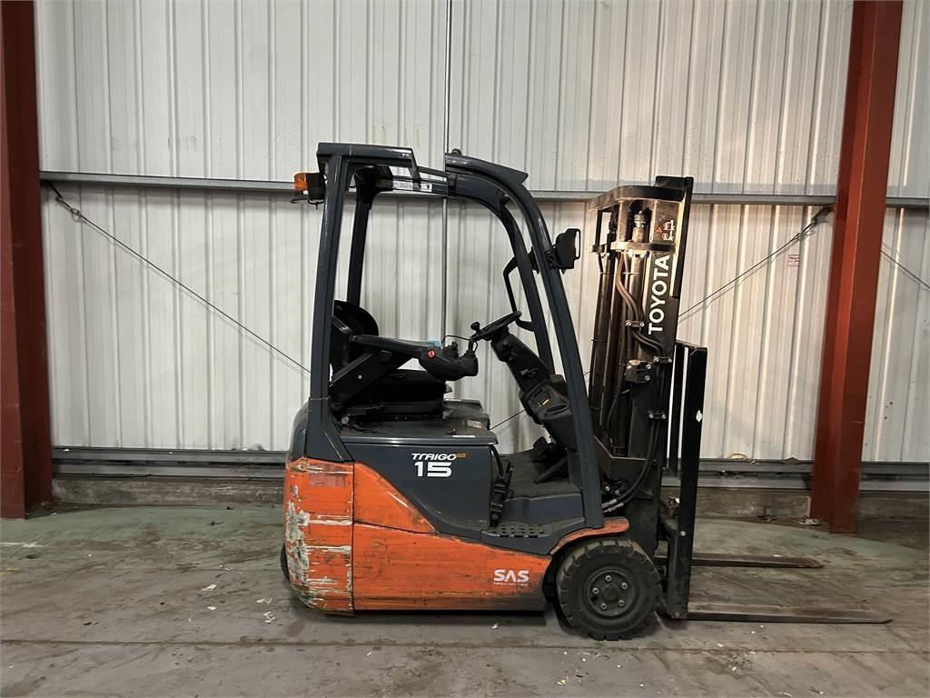 Toyota 8FBE15T - Electric forklift: picture 5 Toyota 8FBE15T - Electric forklift: picture 5