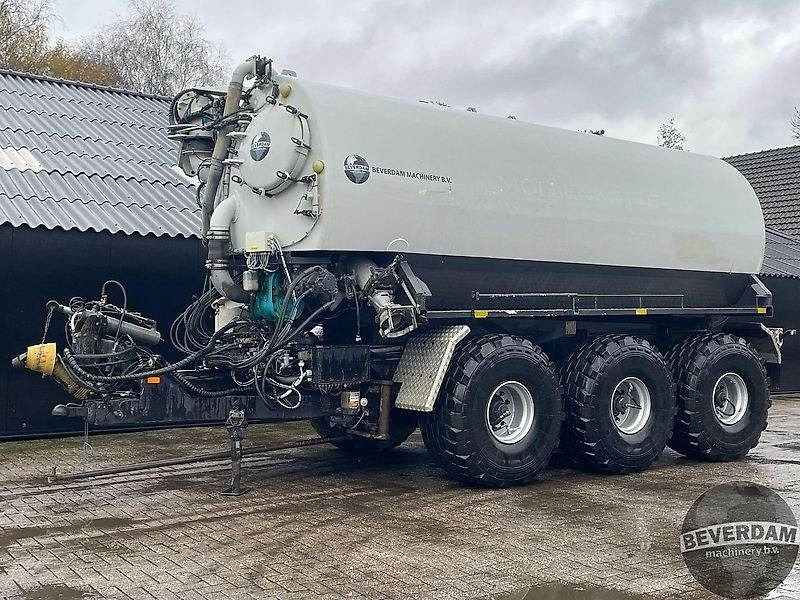 Ag-Chem Kurstjens Tri-Axer 22 - Slurry tanker: picture 2 Ag-Chem Kurstjens Tri-Axer 22 - Slurry tanker: picture 2