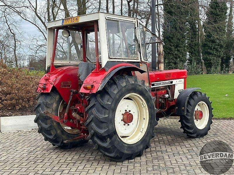 Case IH 946 - Farm tractor: picture 5 Case IH 946 - Farm tractor: picture 5