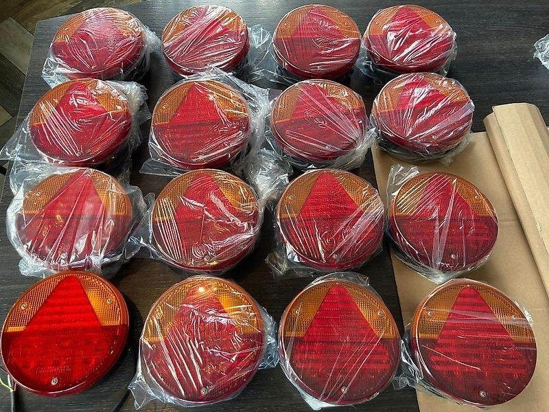 Krone achterlichten - Tail light for Agricultural machinery: picture 1 Krone achterlichten - Tail light for Agricultural machinery: picture 1