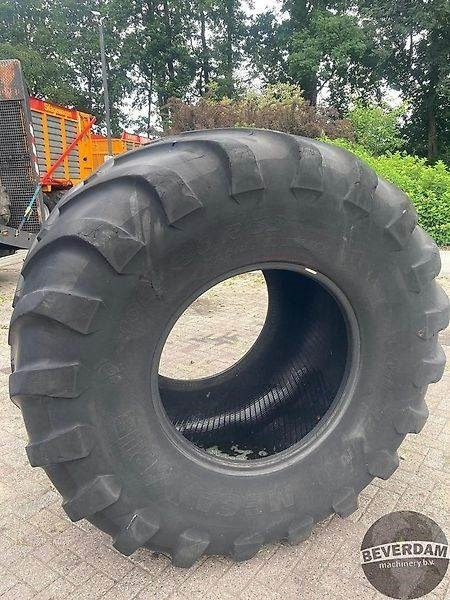 Michelin MEGA BIB 1050/50R32 - Tire for Agricultural machinery: picture 2 Michelin MEGA BIB 1050/50R32 - Tire for Agricultural machinery: picture 2