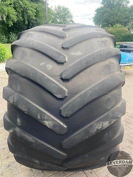 Michelin MEGA BIB 1050/50R32 - Tire for Agricultural machinery: picture 3 Michelin MEGA BIB 1050/50R32 - Tire for Agricultural machinery: picture 3