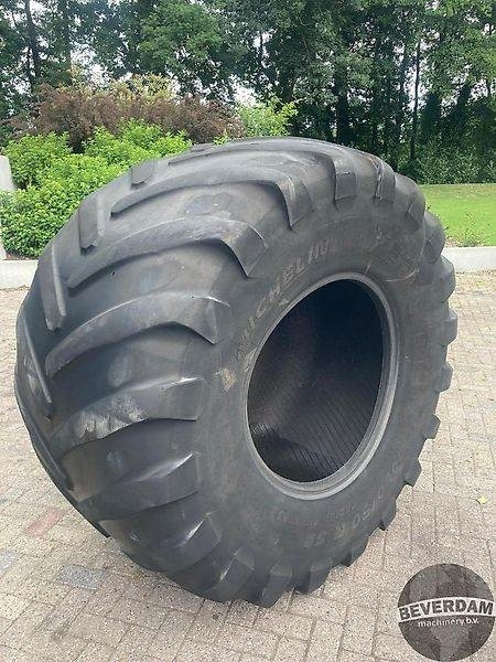Michelin MEGA BIB 1050/50R32 - Tire for Agricultural machinery: picture 1 Michelin MEGA BIB 1050/50R32 - Tire for Agricultural machinery: picture 1