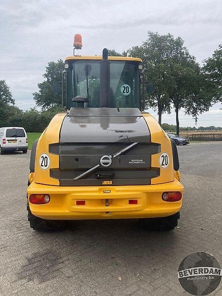 Volvo L45F - Wheel loader: picture 4 Volvo L45F - Wheel loader: picture 4