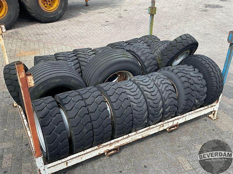 Verschillende banden met velg - Tire for Agricultural machinery: picture 1 Verschillende banden met velg - Tire for Agricultural machinery: picture 1