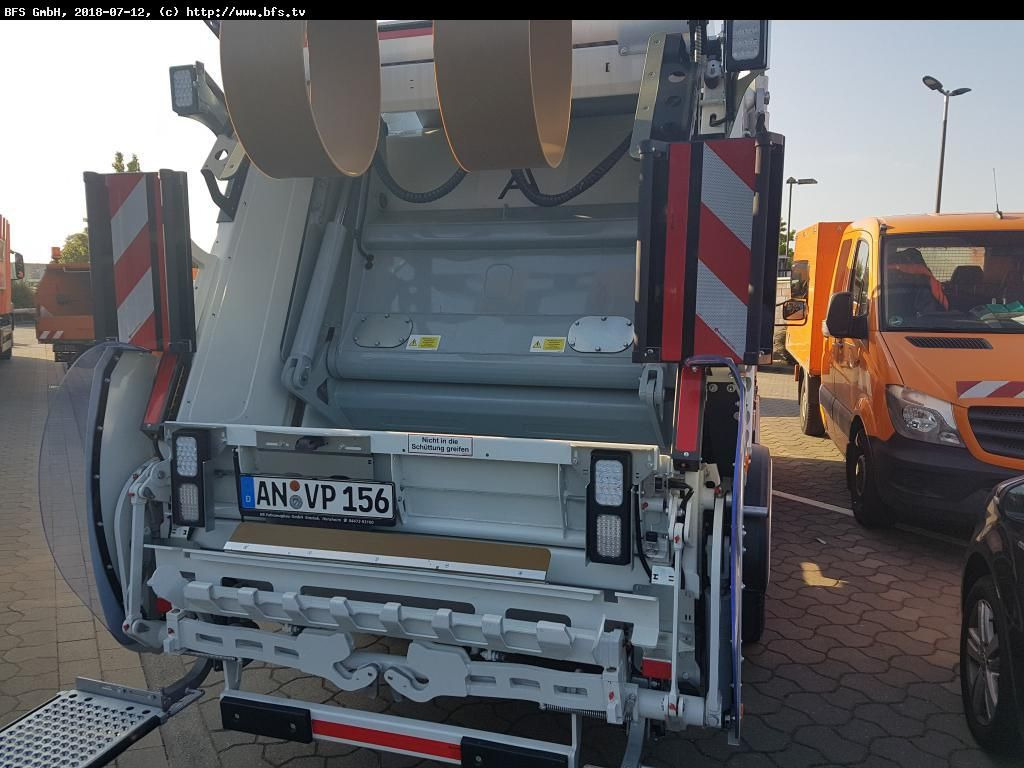FUSO Canter 9C18 AMT 4x2 HS HL 8,5 t Olympus M - Refuse truck: picture 4 FUSO Canter 9C18 AMT 4x2 HS HL 8,5 t Olympus M - Refuse truck: picture 4