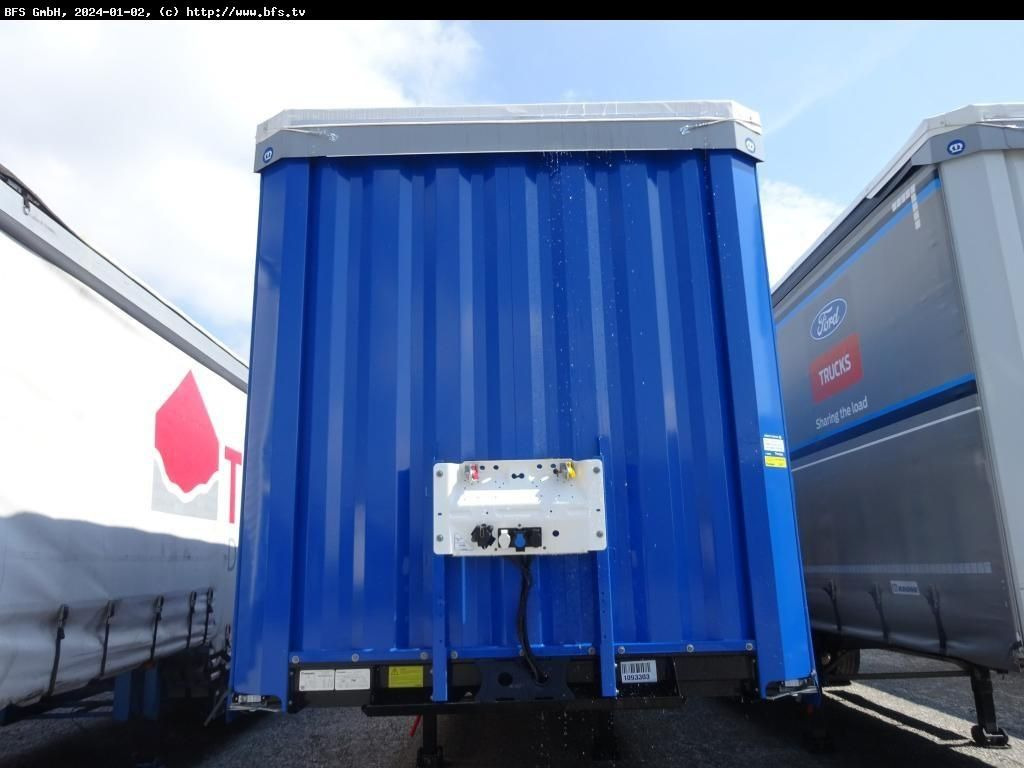 Krone Sattelauflieger SDP 27 eLB50-CS XL Getränke, Cod Krone Sattelauflieger SDP 27 eLB50-CS XL Getränke, Cod - Curtainsider semi-trailer: picture 2 Krone Sattelauflieger SDP 27 eLB50-CS XL Getränke, Cod Krone Sattelauflieger SDP 27 eLB50-CS XL Getränke, Cod - Curtainsider semi-trailer: picture 2