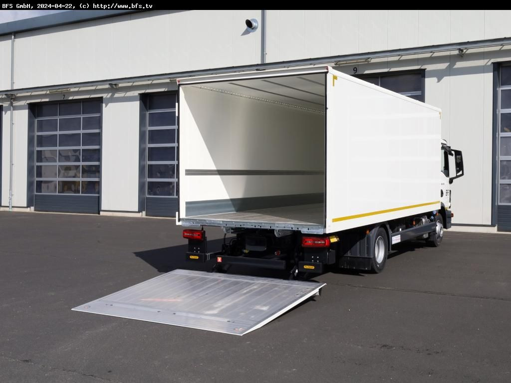 MAN TGL (TG3) 12.220 4x2 BL CH - Refrigerated truck: picture 2 MAN TGL (TG3) 12.220 4x2 BL CH - Refrigerated truck: picture 2