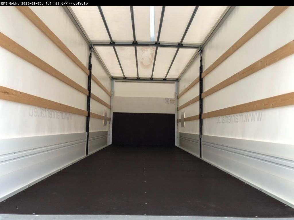 MAN TGM (TG3) 15.290 4x2 BL CH Plane, LBW - Curtain side truck: picture 3 MAN TGM (TG3) 15.290 4x2 BL CH Plane, LBW - Curtain side truck: picture 3