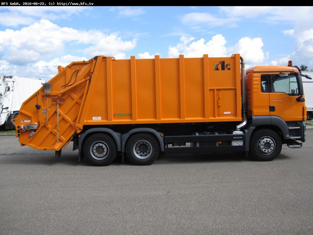 MAN TGS 28.320 6x2-4 BL Sperrmüll Haller M21 x1 C oh - Refuse truck: picture 3 MAN TGS 28.320 6x2-4 BL Sperrmüll Haller M21 x1 C oh - Refuse truck: picture 3