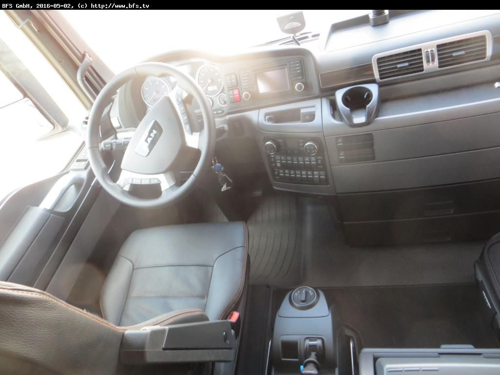 MAN TGX 18.560 4x2 BLS Euro 6 HS Schoch Edition 2016 MAN TGX 18.560 4x2 BLS Euro 6 HS Schoch Edition 2016 - Tractor unit: picture 4 MAN TGX 18.560 4x2 BLS Euro 6 HS Schoch Edition 2016 MAN TGX 18.560 4x2 BLS Euro 6 HS Schoch Edition 2016 - Tractor unit: picture 4