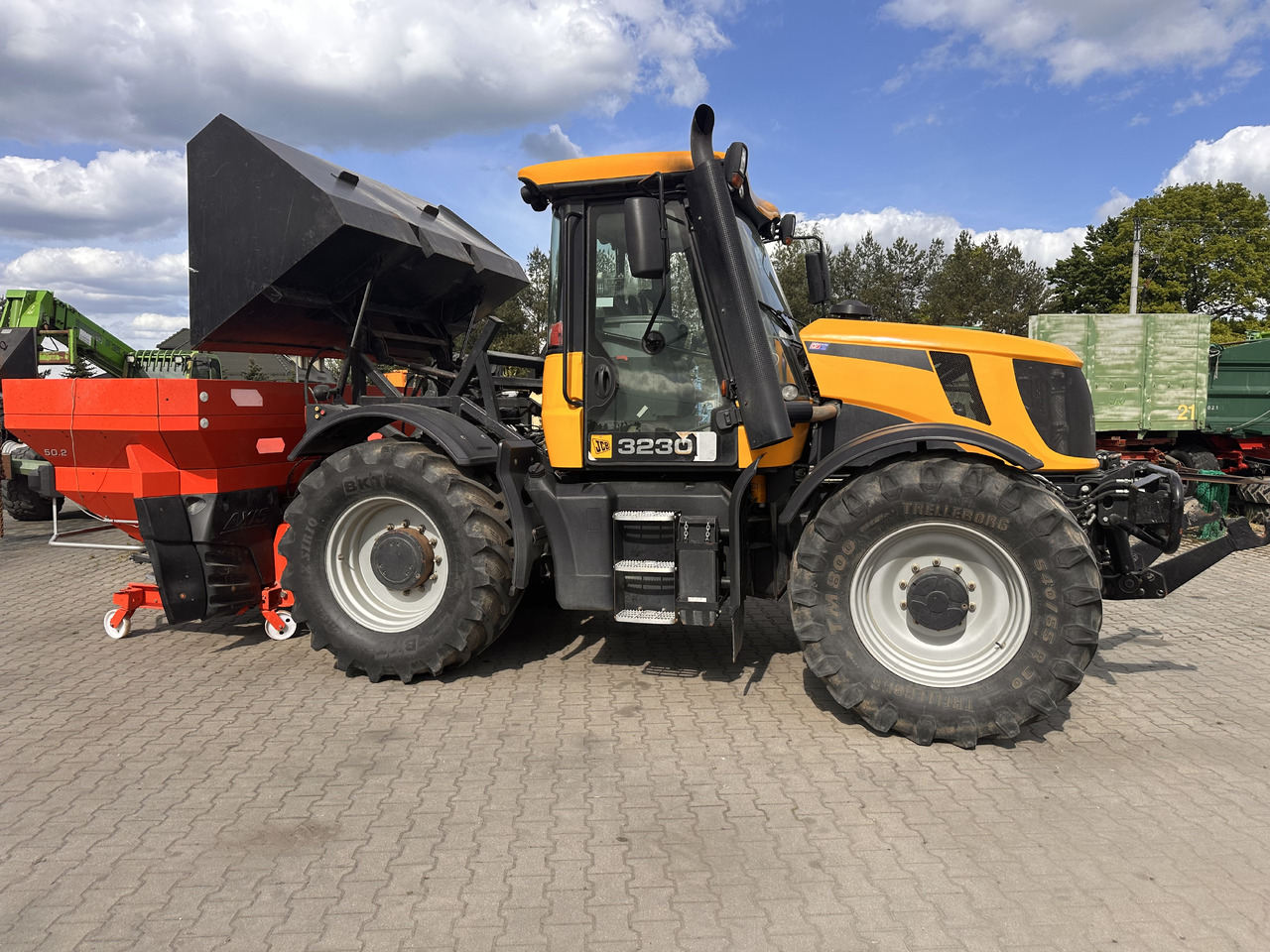 RAUCH AXIS-H 50.2 EMC+W VariSpread Dynamic GPS CCI 1200 IsoBus - Fertilizer spreader: picture 4 RAUCH AXIS-H 50.2 EMC+W VariSpread Dynamic GPS CCI 1200 IsoBus - Fertilizer spreader: picture 4