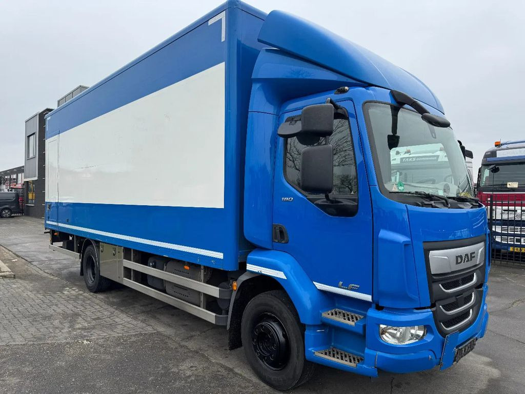 DAF LF 180 4X2 - EURO 6 + DHOLLANDIA LIFT + TÜV 09-2 - Box truck: picture 3 DAF LF 180 4X2 - EURO 6 + DHOLLANDIA LIFT + TÜV 09-2 - Box truck: picture 3