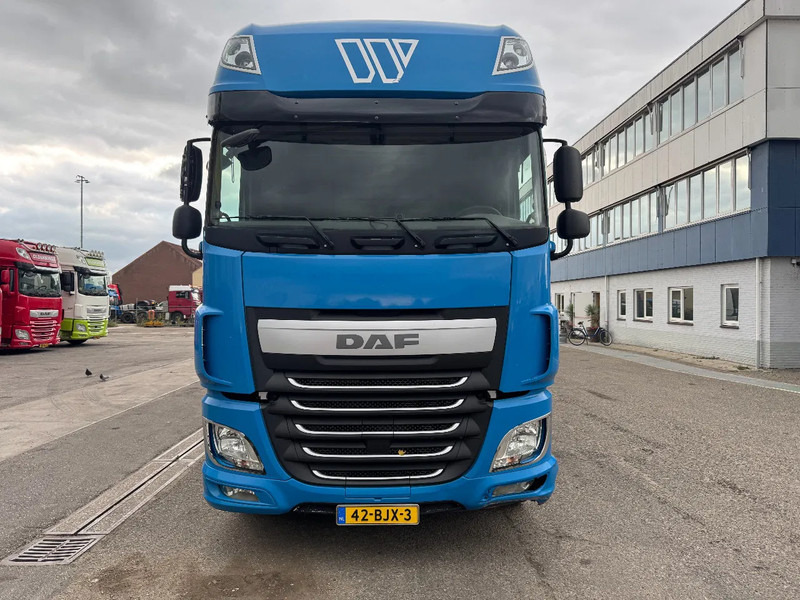 DAF XF 460 6X2 EURO 6 + FLOOR HANGER MOT 07-2026 - Curtain side truck: picture 2 DAF XF 460 6X2 EURO 6 + FLOOR HANGER MOT 07-2026 - Curtain side truck: picture 2