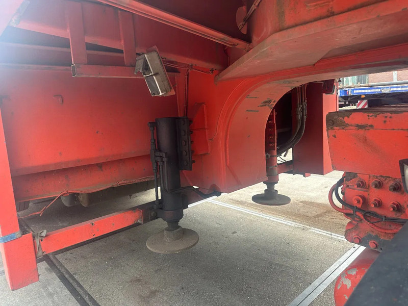 Low loader semi-trailer ES-GE 6 SOU-4H-1N, 6 AXLE, 4 AXLE STEERING, 2 LIFT, 8 M EXTENDABLE, REMOTE CONTROLE.: picture 9 Low loader semi-trailer ES-GE 6 SOU-4H-1N, 6 AXLE, 4 AXLE STEERING, 2 LIFT, 8 M EXTENDABLE, REMOTE CONTROLE.: picture 9