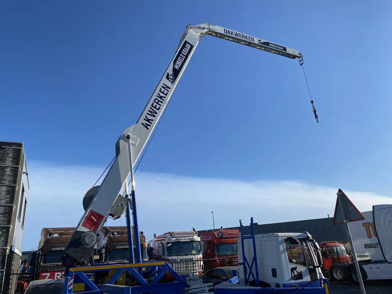 Iveco EuroCargo 90 E18 - EURO 5 + KLAAS ALU-KRAN 30 METER MET REMOTE - Crane truck: picture 3 Iveco EuroCargo 90 E18 - EURO 5 + KLAAS ALU-KRAN 30 METER MET REMOTE - Crane truck: picture 3