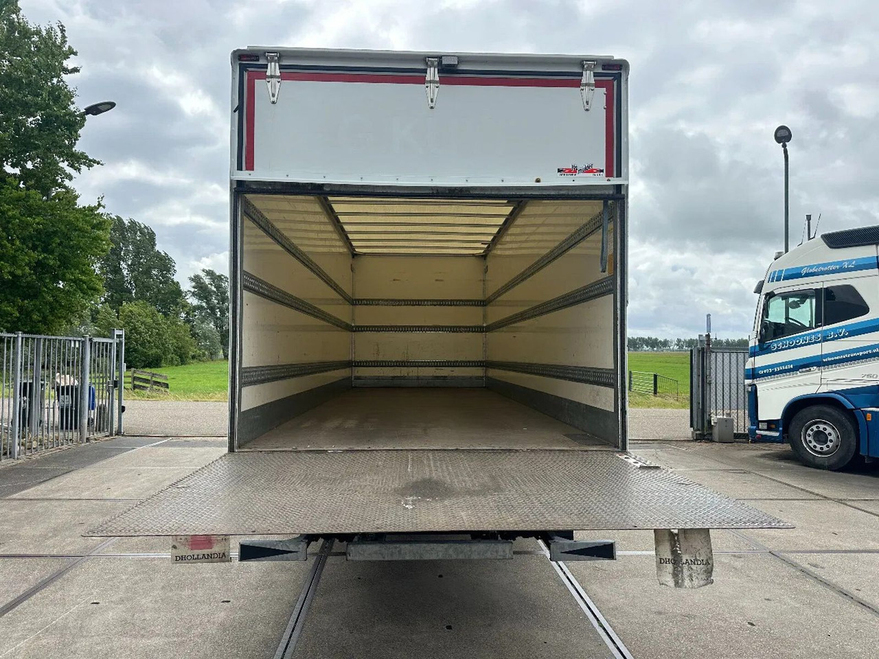 Iveco ML 150 -220, DHOLLANDIA LIFT, BOX 760X250X250 CM - Box truck: picture 5 Iveco ML 150 -220, DHOLLANDIA LIFT, BOX 760X250X250 CM - Box truck: picture 5