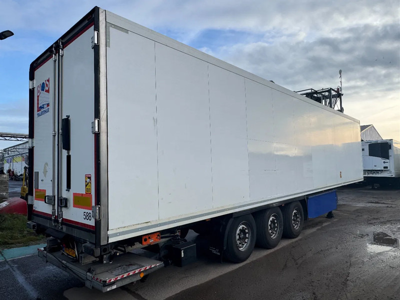 Krone SD 3 AXLE THERMO KING SLXe300 DHOLLANDIA 2000 KG - Refrigerated semi-trailer: picture 4 Krone SD 3 AXLE THERMO KING SLXe300 DHOLLANDIA 2000 KG - Refrigerated semi-trailer: picture 4