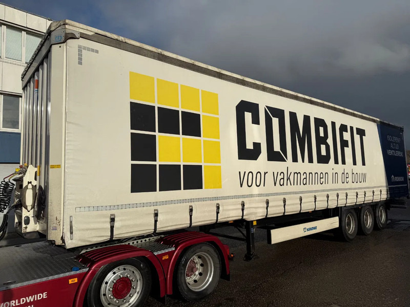 Krone SD SLIDING ROOF ALU BOARDS - Curtainsider semi-trailer: picture 1 Krone SD SLIDING ROOF ALU BOARDS - Curtainsider semi-trailer: picture 1