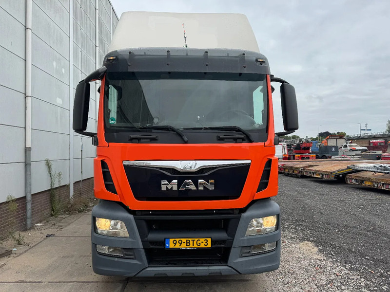 MAN TGS 26.440 6X2 EURO 6 THEMO KING 1000R TÜV TILL 08-2026 - Refrigerated truck: picture 2 MAN TGS 26.440 6X2 EURO 6 THEMO KING 1000R TÜV TILL 08-2026 - Refrigerated truck: picture 2
