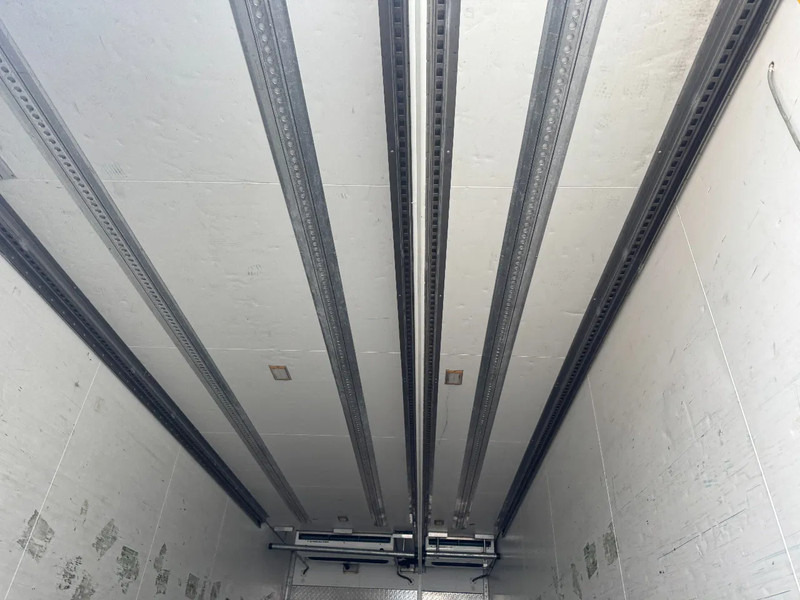 Refrigerated truck MAN TGS 26.440 6X2 EURO 6 THERMO KING + LOAD LIFT: picture 18 Refrigerated truck MAN TGS 26.440 6X2 EURO 6 THERMO KING + LOAD LIFT: picture 18