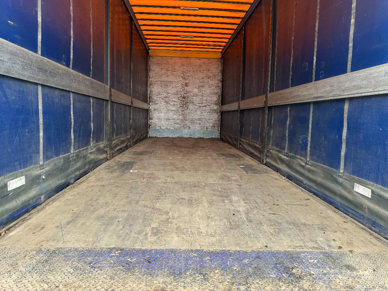 Curtain side truck MAN TGX 26.400 6X2 - EURO 4 + LIFT + STEERING AXLE + TÜV 10-2025: picture 14